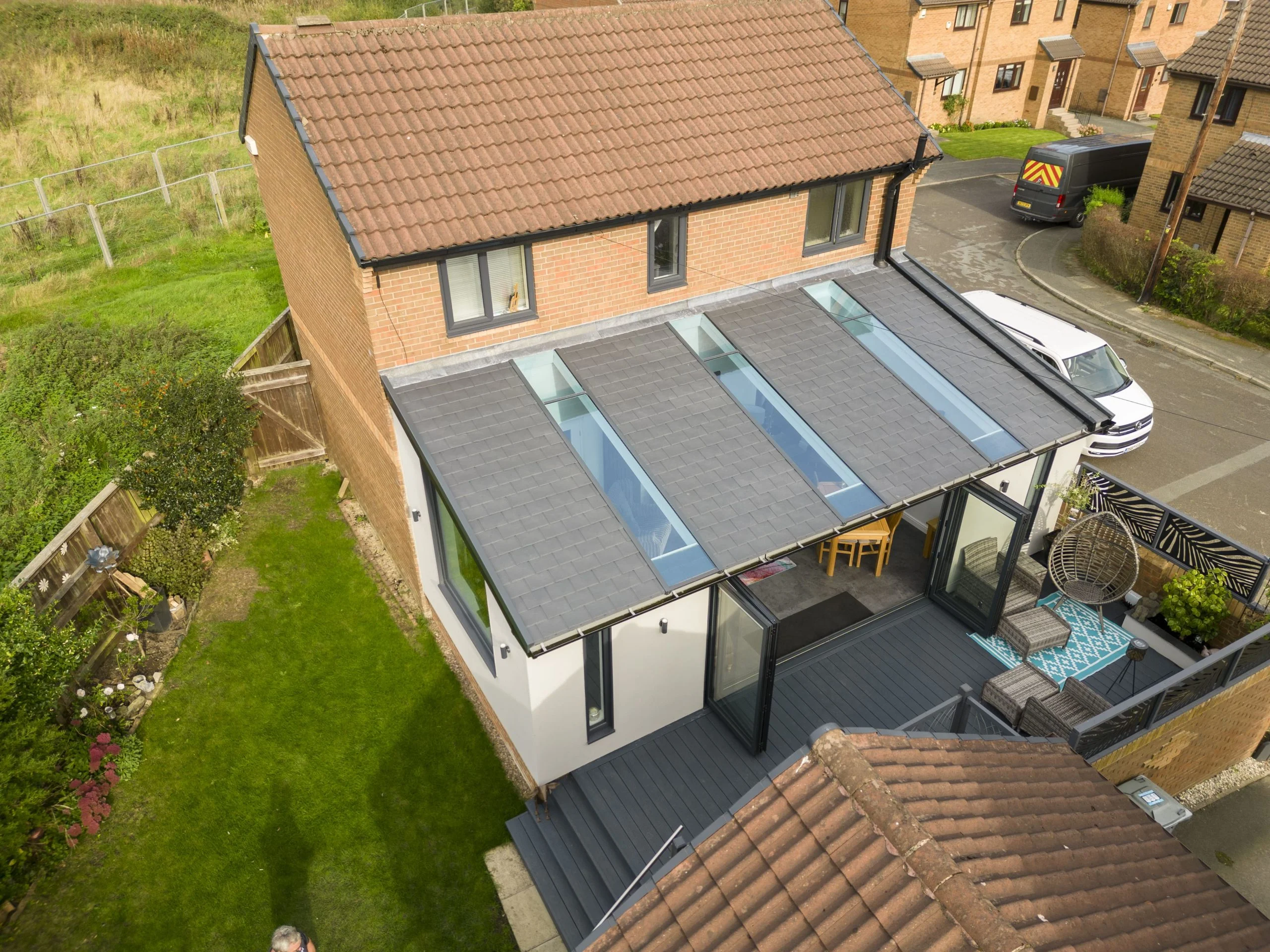 Birds eye view of large and modern hup! extension