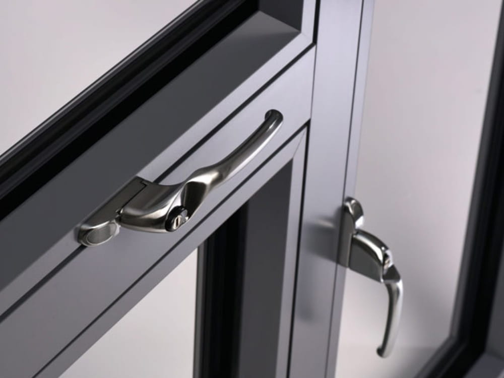 Contemporary aluminium house extension windows - Main image